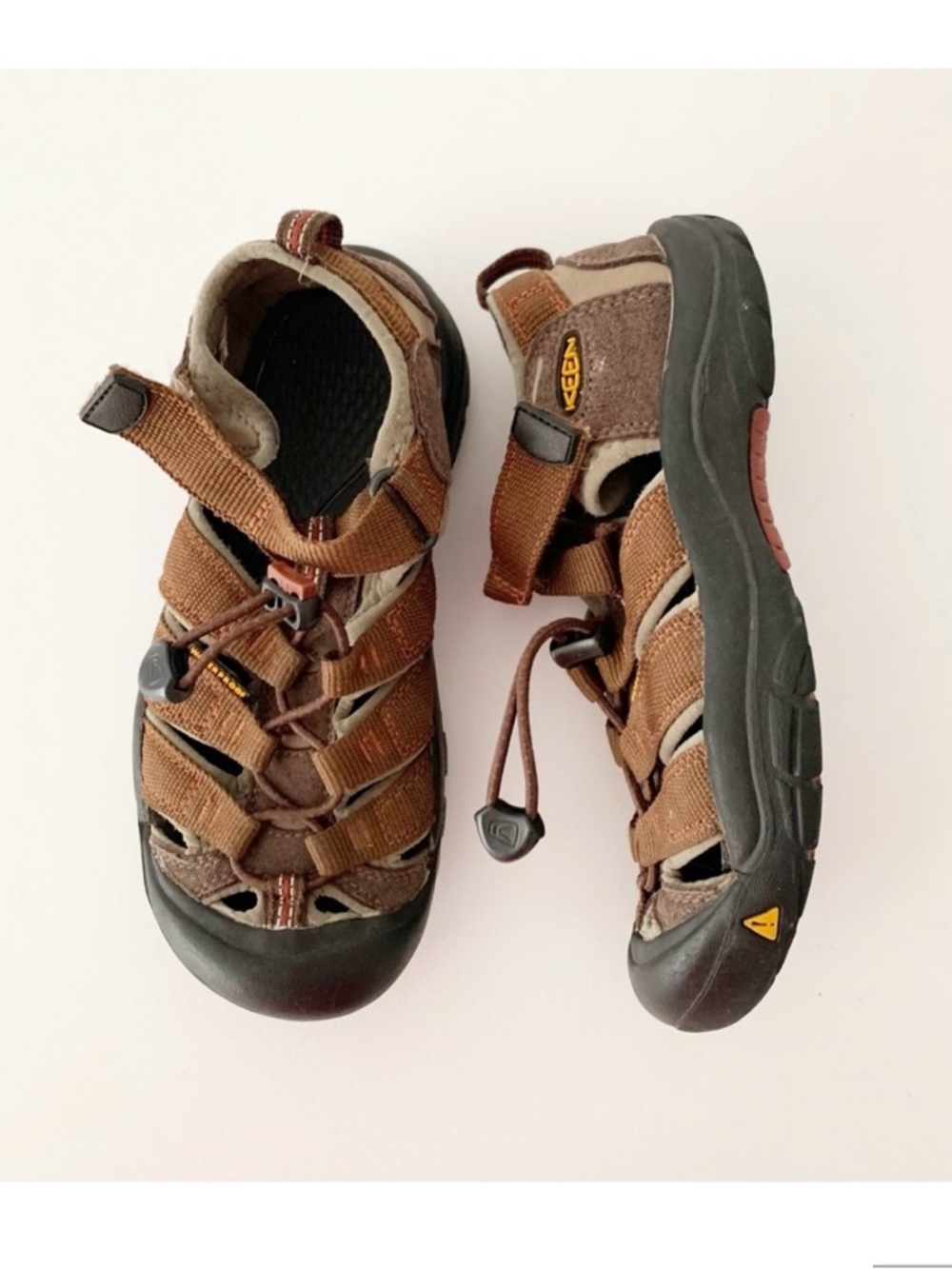 ▪️Keen Newport H2 Sport Brown Hiking Sandals~ 3 Youth